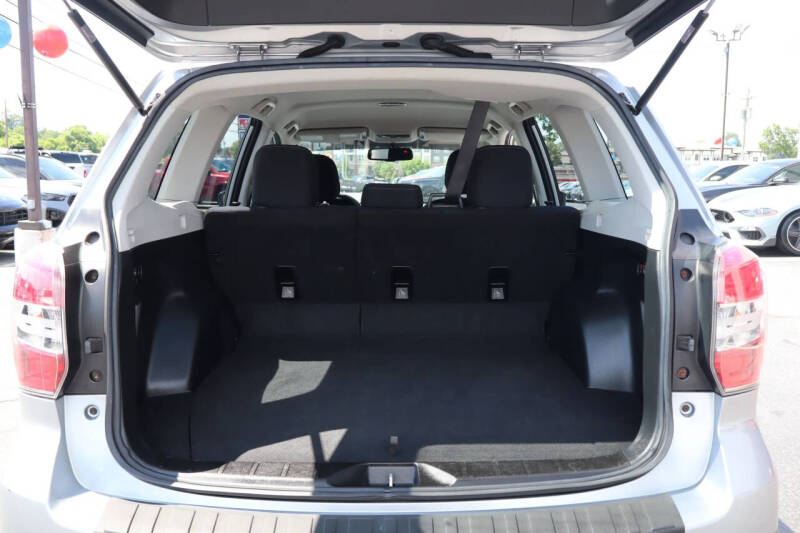 2016 Subaru Forester 2.5i