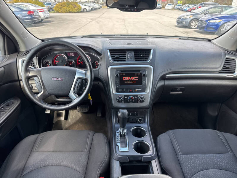 2016 GMC Acadia SLE-2