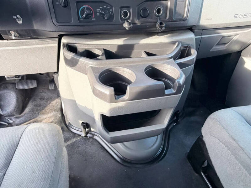 2016 Ford E-Series