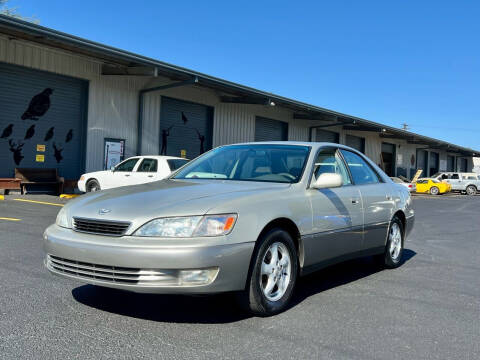 1998 Lexus ES 300 for sale at DASH AUTO SALES LLC in Salem OR