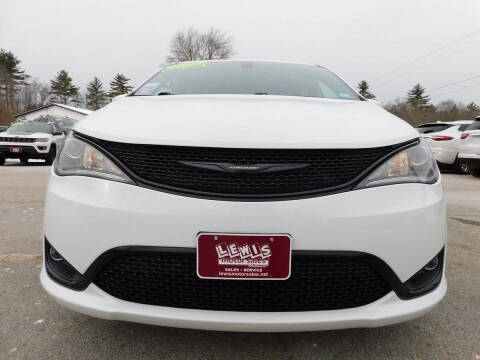 2020 Chrysler Pacifica Touring