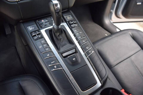 2016 Porsche Macan S