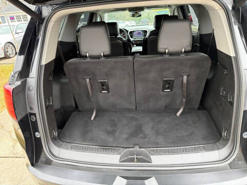 2017 GMC Acadia SLT-1