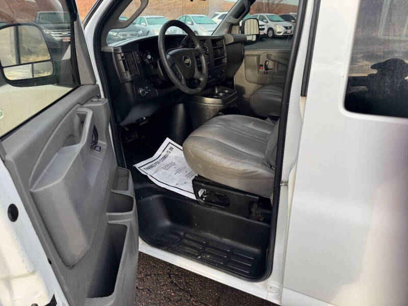 2018 Chevrolet Express LS 2500