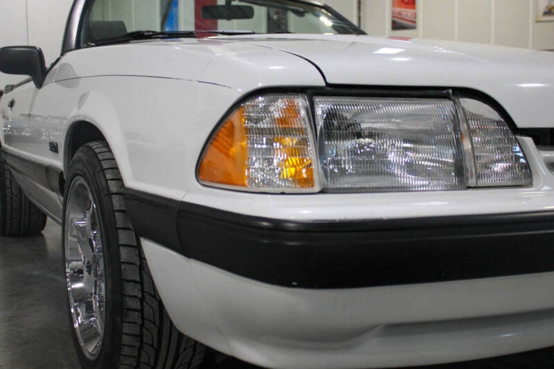 1989 Ford Mustang LX 5.0