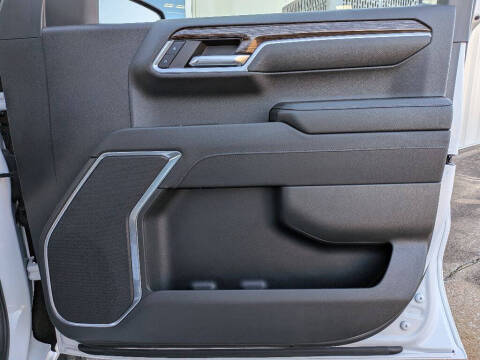 2024 GMC Sierra 1500 Elevation Standard