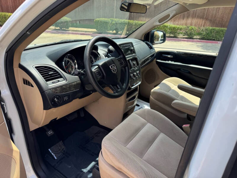 2014 Dodge Grand Caravan SE