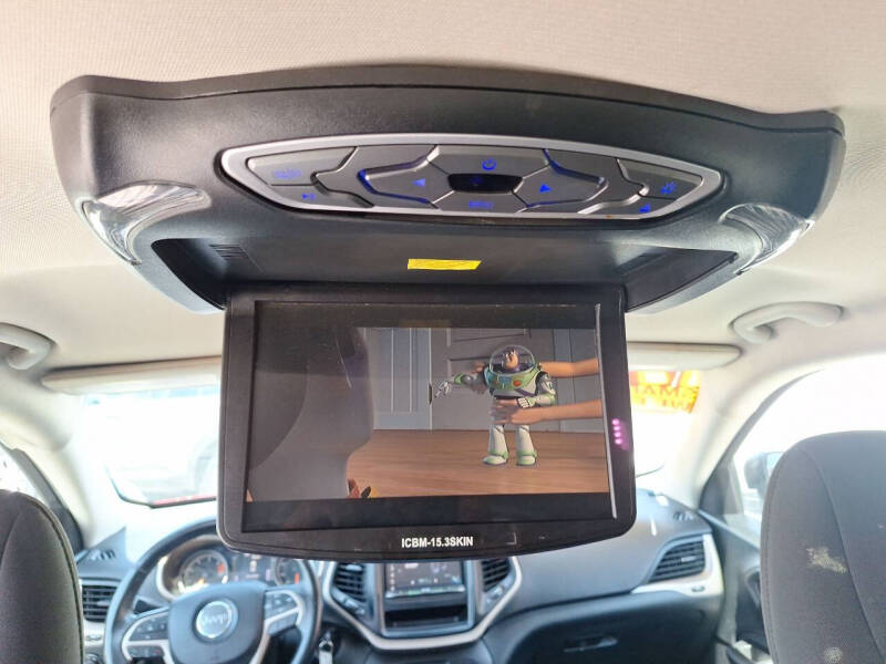 2017 Jeep Cherokee Sport Altitude