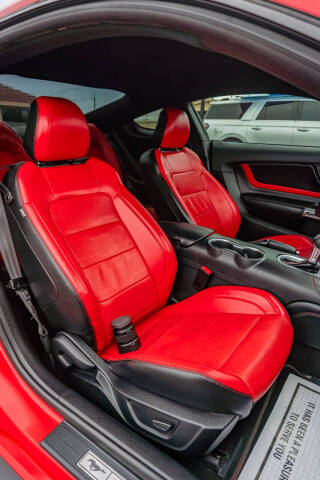 2022 Ford Mustang EcoBoost