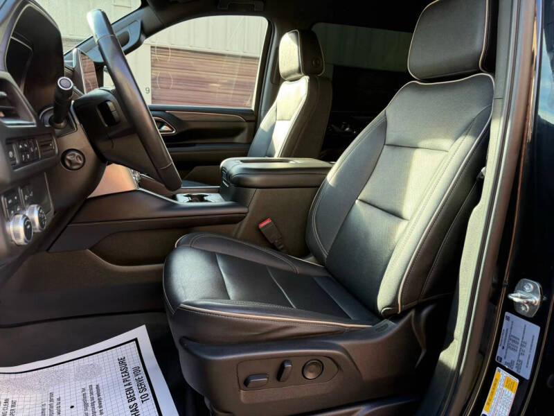 2022 GMC Yukon XL SLT