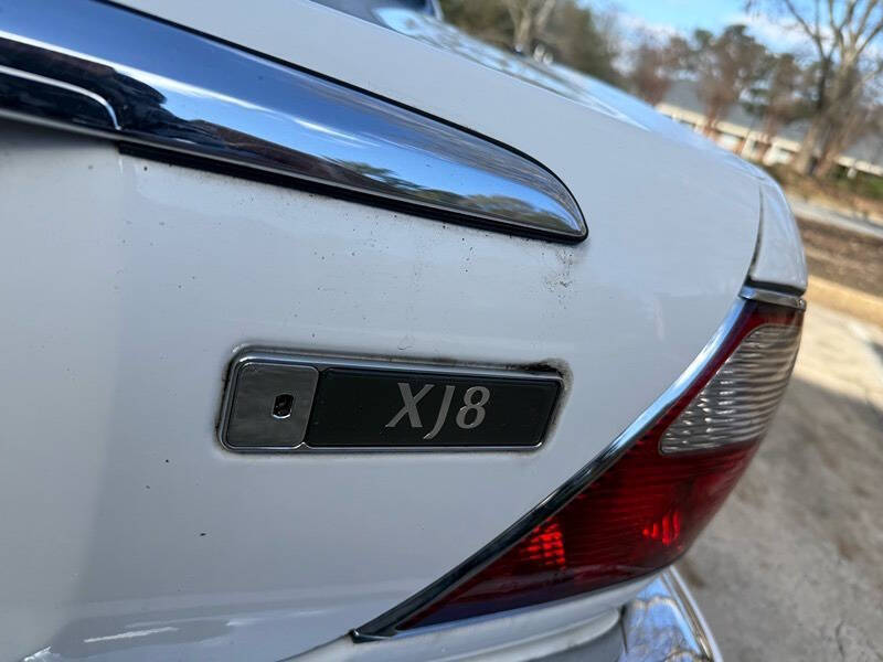 2000 Jaguar XJ-Series XJ8