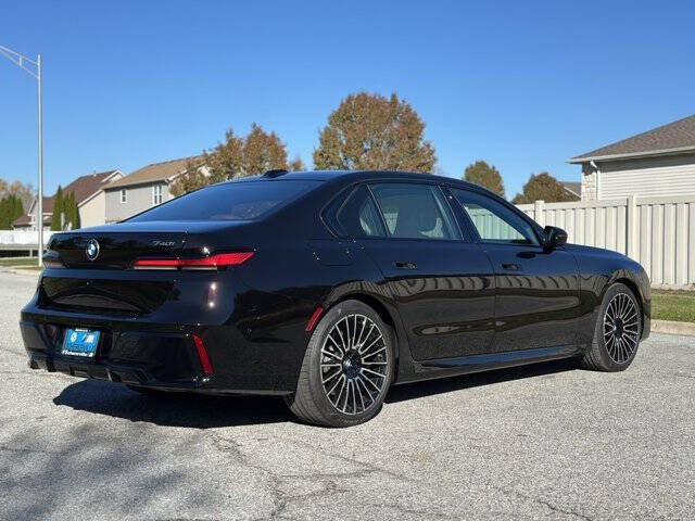 2025 BMW 7 Series 740i xDrive