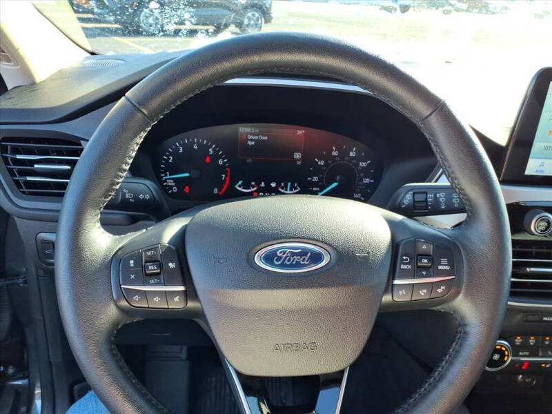 2020 Ford Escape SEL