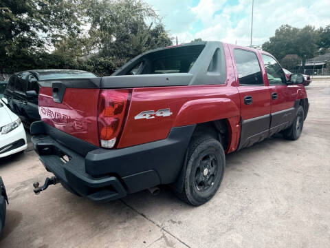 2005 Chevrolet Avalanche 1500 LS