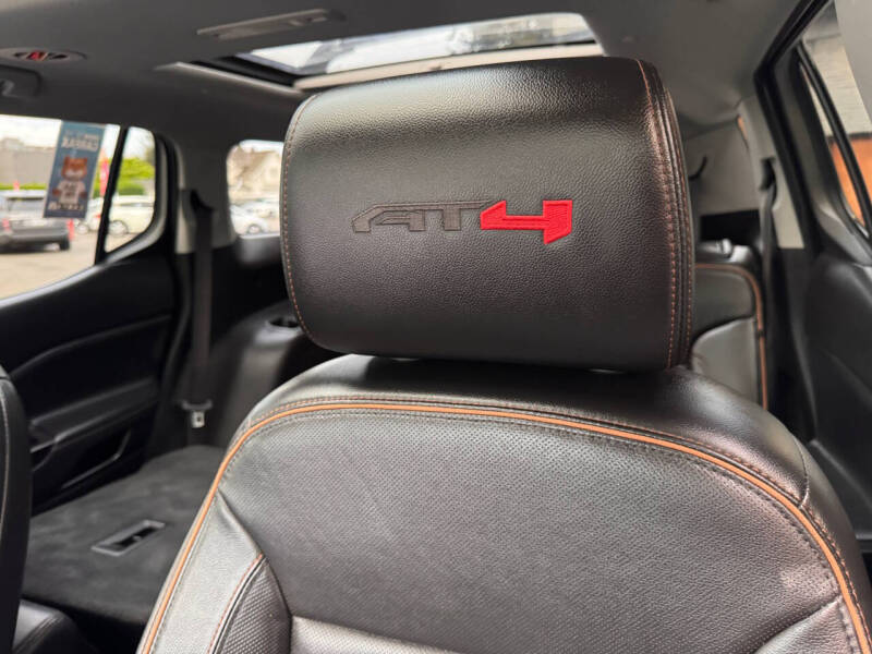 2020 GMC Acadia AT4