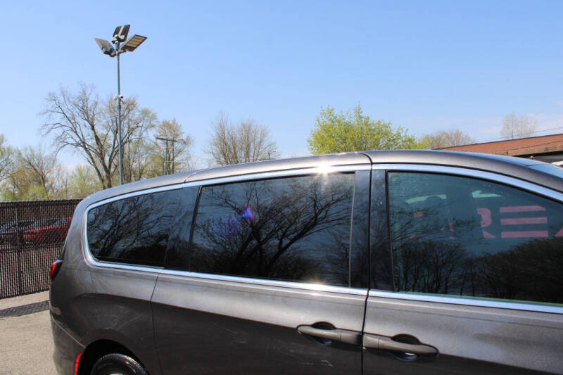 2018 Chrysler Pacifica L