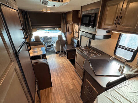 2019 Thor Motor Coach Majestic