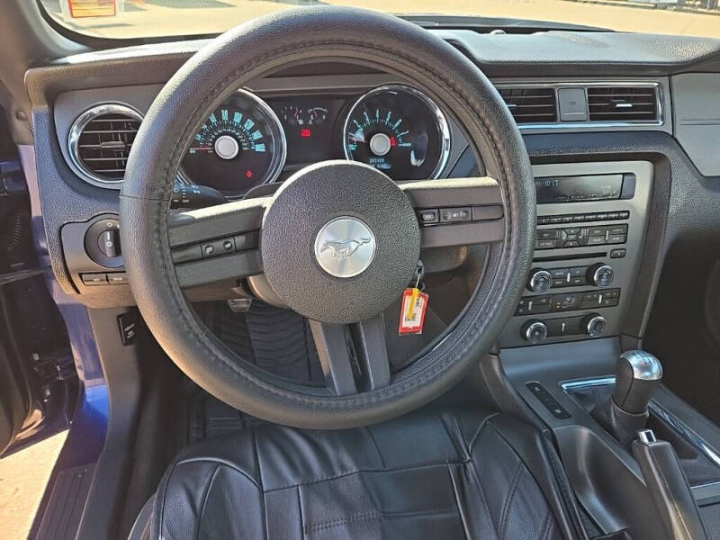 2012 Ford Mustang V6 Premium