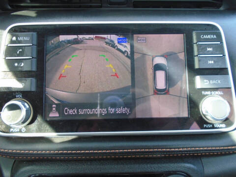 2019 Nissan Kicks SR