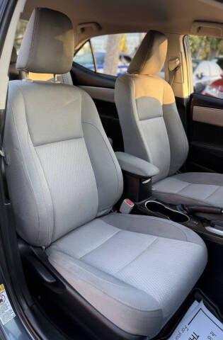 2015 Toyota Corolla LE