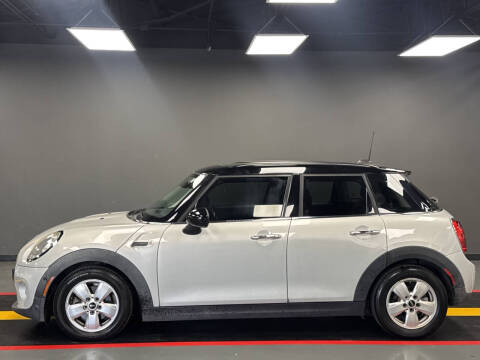 2018 MINI Hardtop 4 Door Cooper