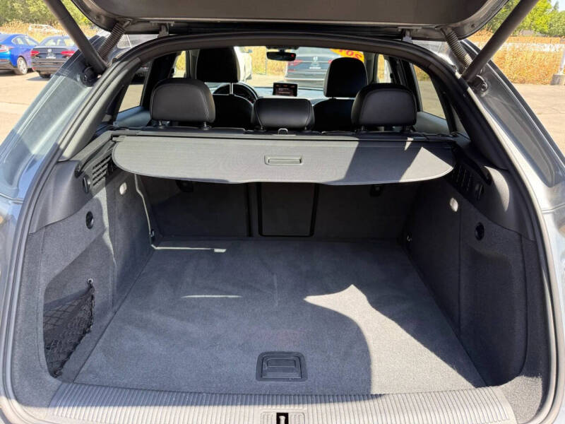 2016 Audi Q3 2.0T Premium Plus