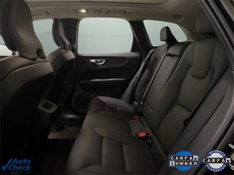 2025 Volvo XC60 B5 Plus Dark Theme