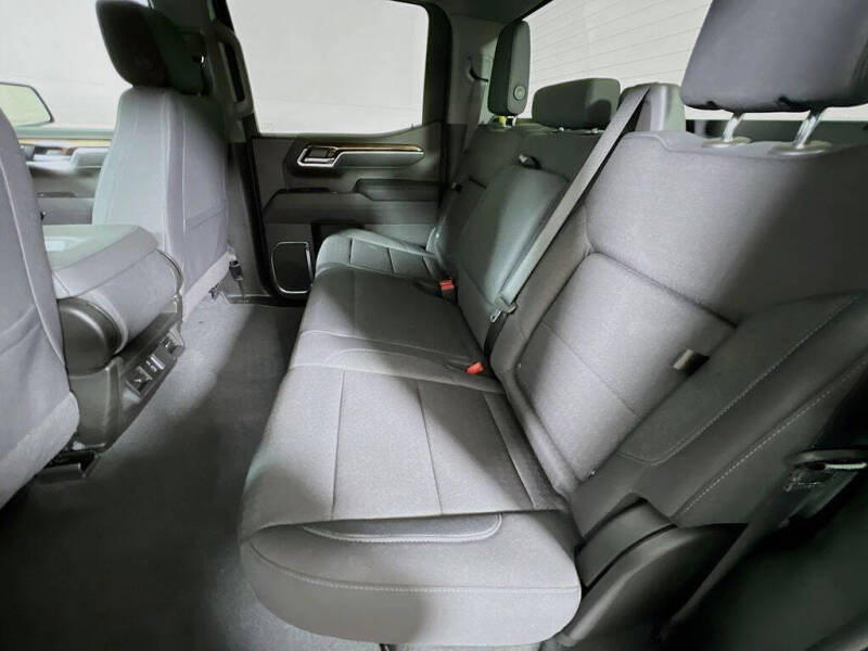 2026 GMC Sierra 1500 Elevation Standard