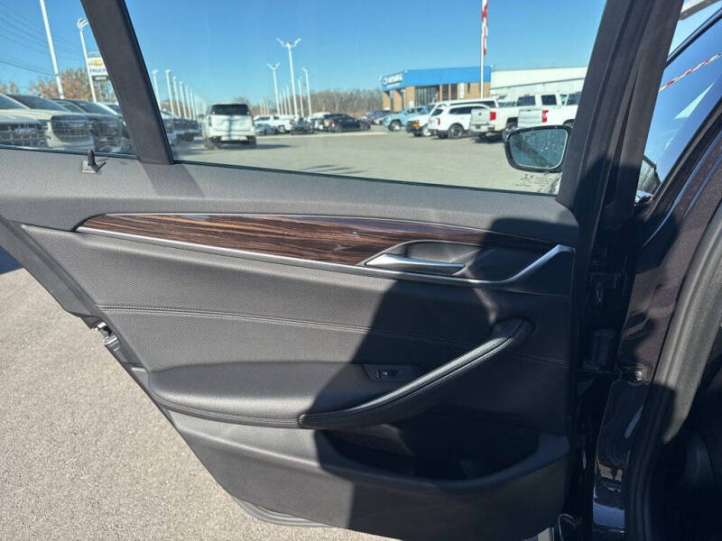 2018 BMW 5 Series 540i