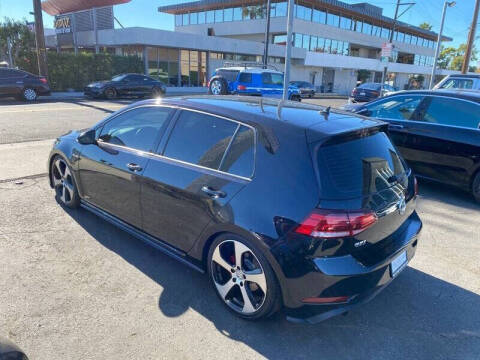 2018 Volkswagen Golf GTI S