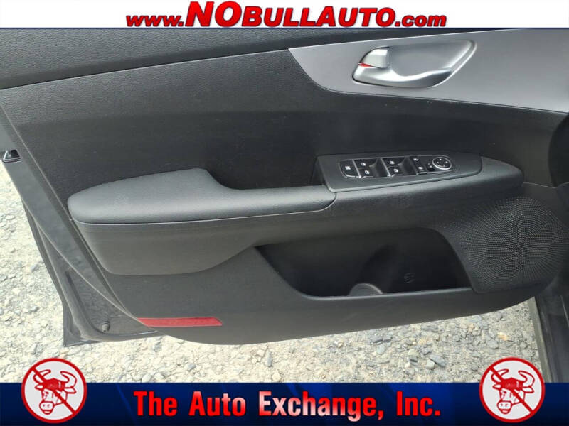 2023 Kia Forte LX