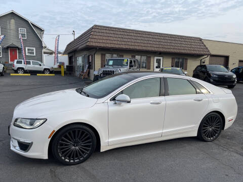 2018 Lincoln MKZ for sale at MAGNUM MOTORS in Reedsville PA