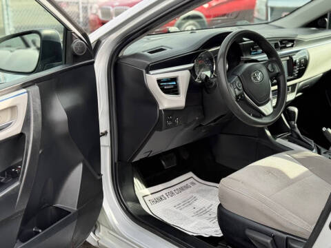 2016 Toyota Corolla LE