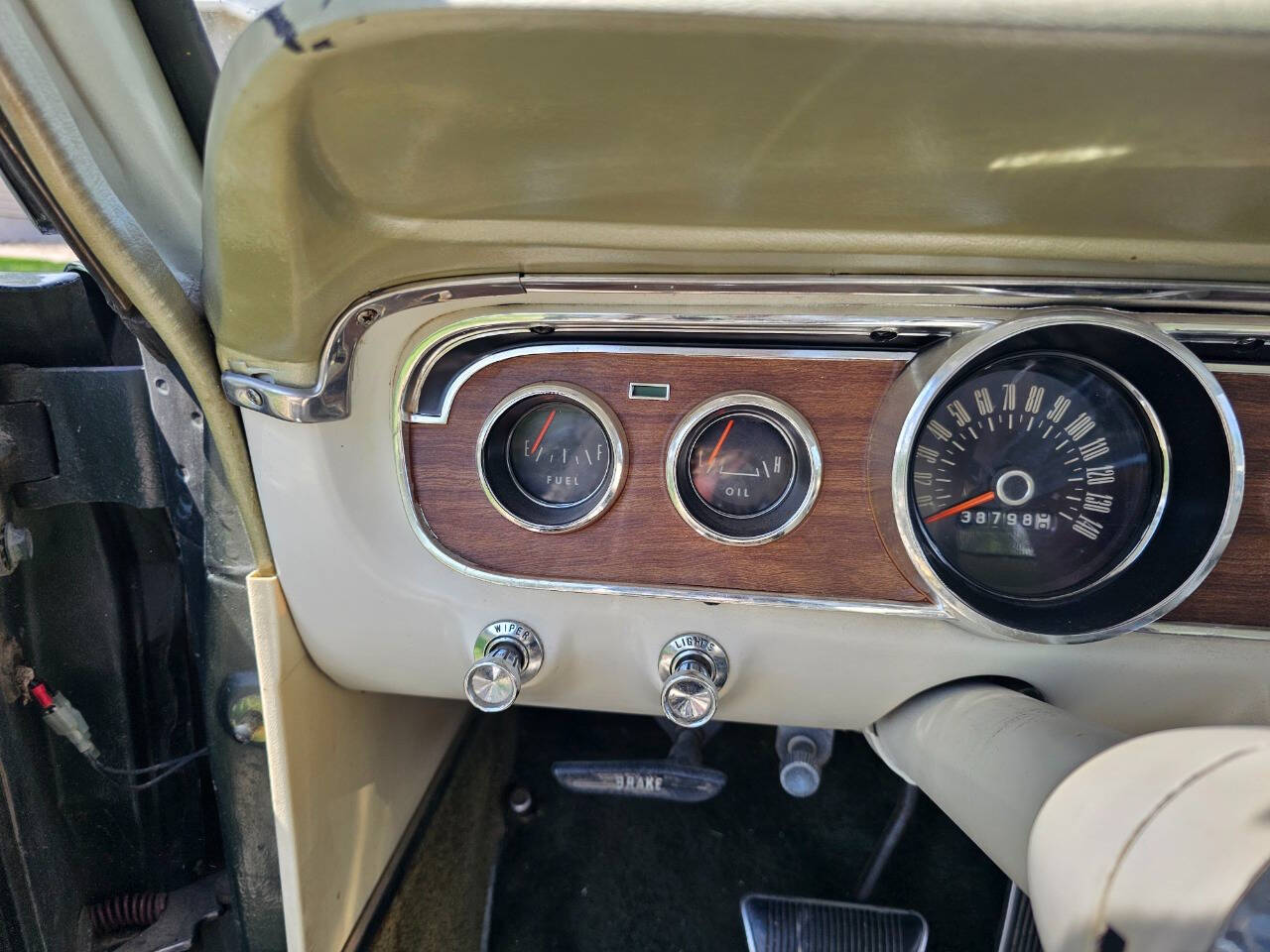1965 Ford Mustang 131