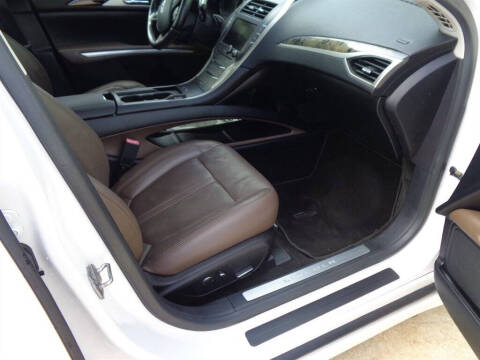 2016 Lincoln MKZ