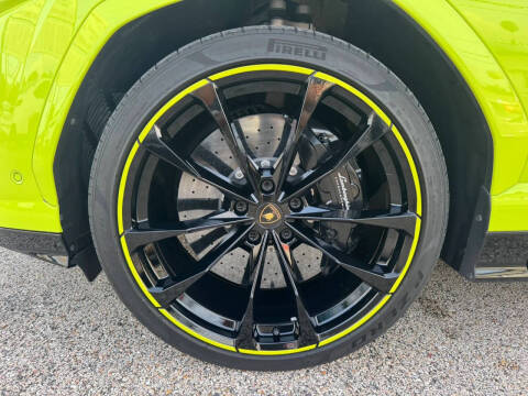 2022 Lamborghini Urus