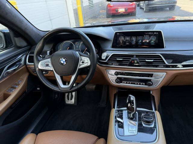 2016 BMW 7 Series 750i xDrive