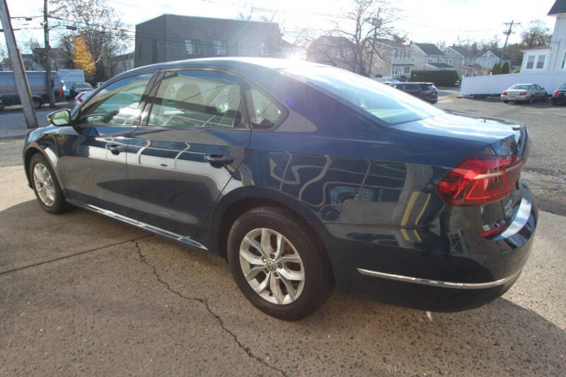 2018 Volkswagen Passat 2.0T S