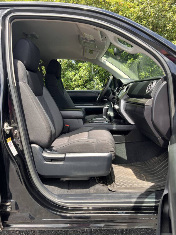 2014 Toyota Tundra SR5