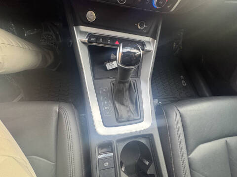 2020 Audi Q3 quattro Premium 45 TFSI