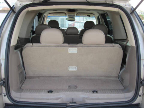 2004 Ford Explorer XLT