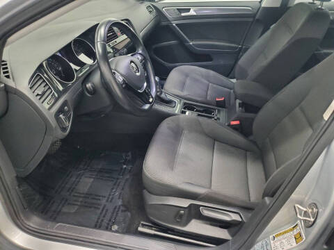 2019 Volkswagen e-Golf SE