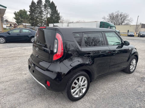 2017 Kia Soul +