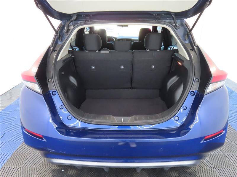 2023 Nissan LEAF S