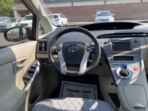 2014 Toyota Prius Two