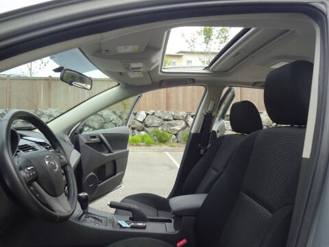 2013 Mazda MAZDA3 i Touring