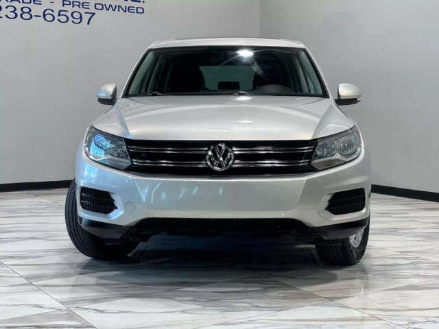 2013 Volkswagen Tiguan for sale at IMD MOTORS, INC in Dallas, TX