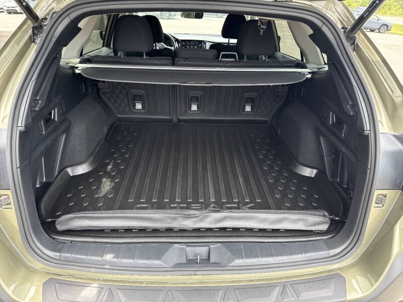 2024 Subaru Outback Premium
