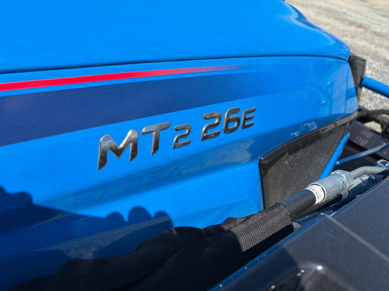 2026 LS MT226E