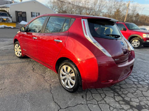 2015 Nissan LEAF S